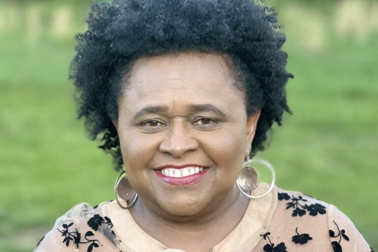 Warriors Heart - Paula T. Headshot